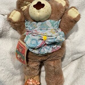 Furskins Hattie plush bear, created by Xavier Roberts in 1986. 22”